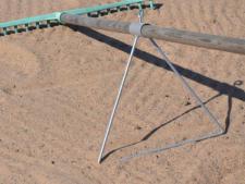 Rake holder&amp;lt;br&amp;gt;coated steel triangle